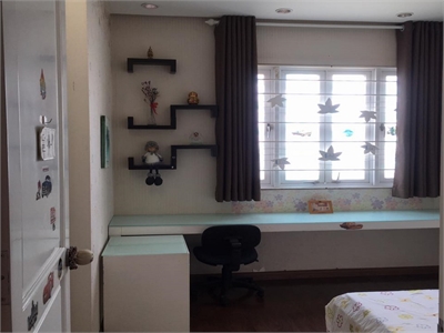 Bán chung cư Khánh Hội 2, 3 phòng ngủ 100m2 lầu trung đầy đủ nội thất